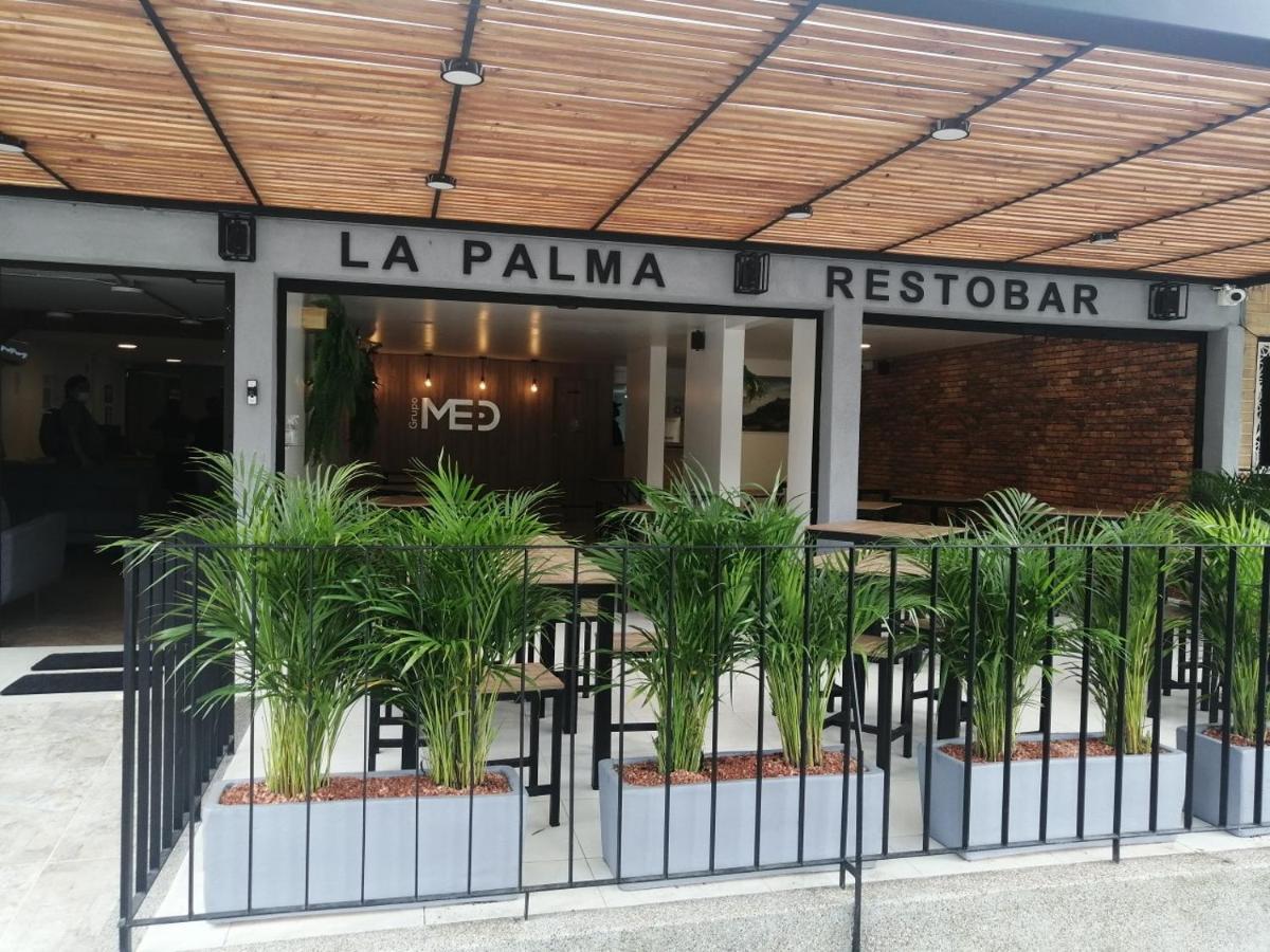 Med La Palma Hotel Medellín Buitenkant foto