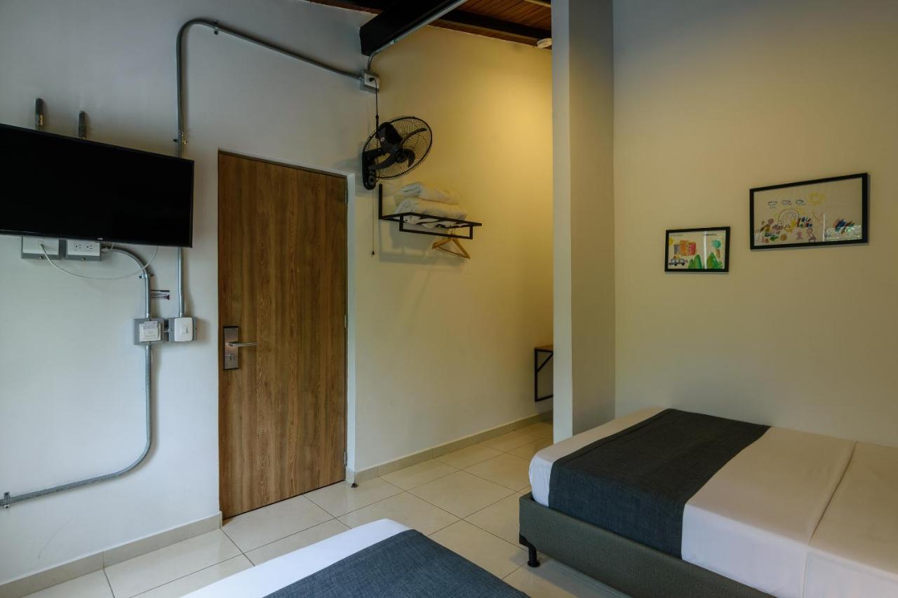 Med La Palma Hotel Medellín Buitenkant foto