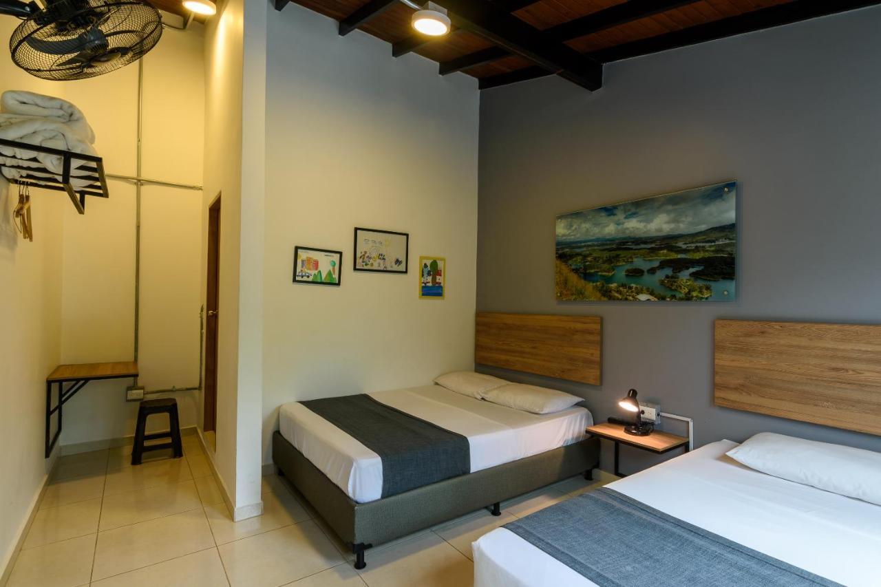 Med La Palma Hotel Medellín Buitenkant foto