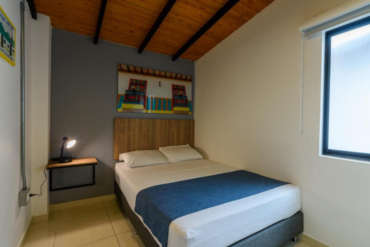 Med La Palma Hotel Medellín Buitenkant foto