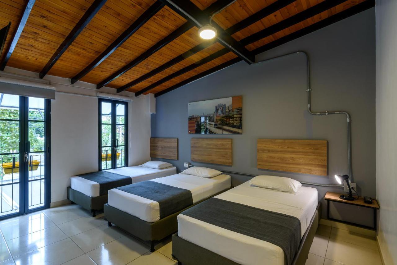 Med La Palma Hotel Medellín Buitenkant foto