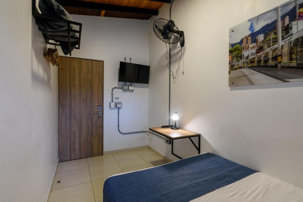 Med La Palma Hotel Medellín Buitenkant foto